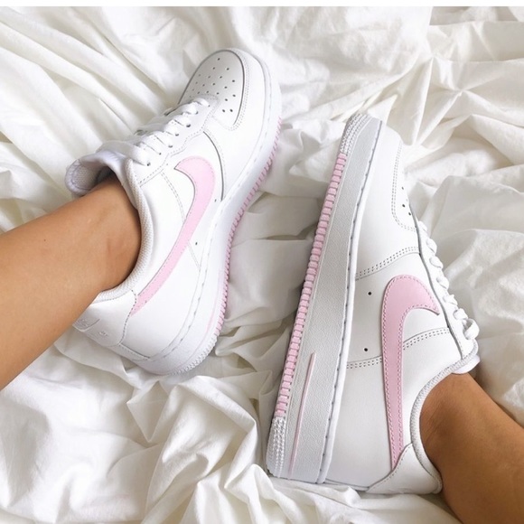 Pink Nike Air Force 1 - Picture 2 of 3